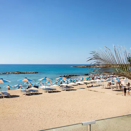 Skandinavia - Modern 3br Escape With Private Pool & Bbq *