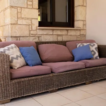 Skandinavia - Modern 3br Escape With Private Pool & Bbq Ferienhaus