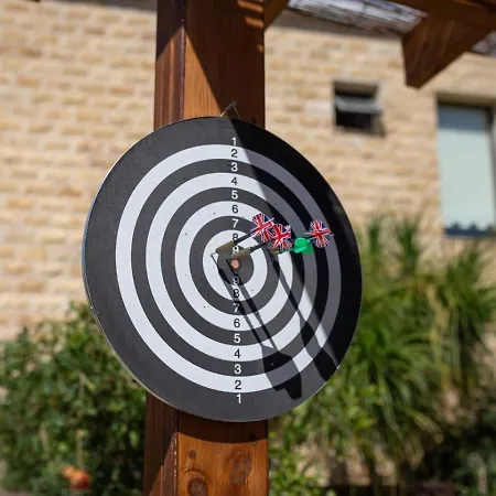 Skandinavia - Modern 3br Escape With Private Pool & Bbq