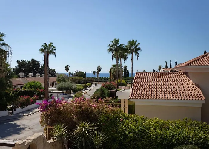 Skandinavia - Modern 3br Escape With Private Pool & Bbq Prázdninový dům