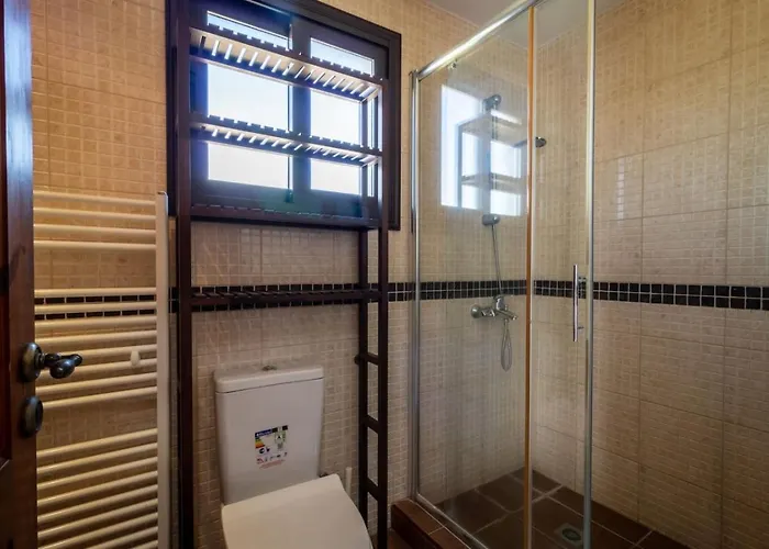 Prázdninový dům Skandinavia - Modern 3br Escape With Private Pool & Bbq *