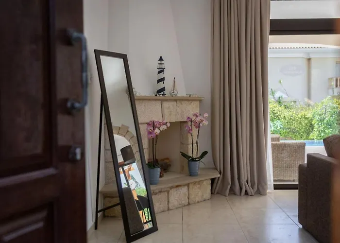 Skandinavia - Modern 3br Escape With Private Pool & Bbq * Pegeia