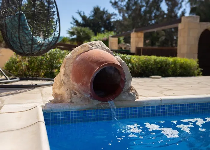 Skandinavia - Modern 3br Escape With Private Pool & Bbq * Pegeia