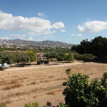 Skandinavia - Modern 3br Escape With Private Pool & Bbq 度假居