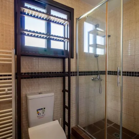 Hébergement de vacances Skandinavia - Modern 3br Escape With Private Pool & Bbq *