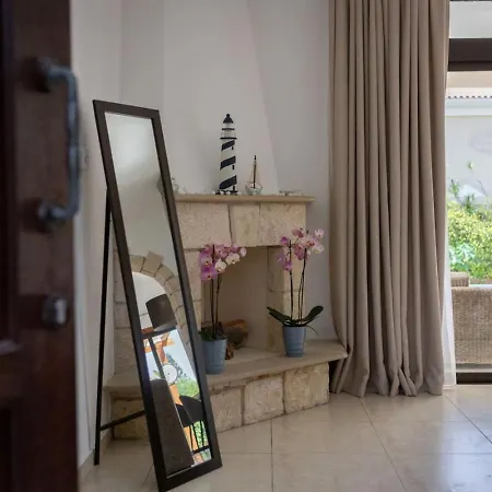 Skandinavia - Modern 3br Escape With Private Pool & Bbq * Peyia