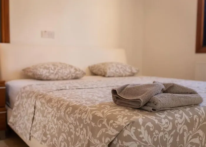 Skandinavia - Modern 3br Escape With Private Pool & Bbq Casa vacanze Peyia