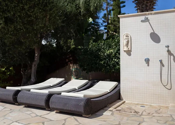Skandinavia - Modern 3br Escape With Private Pool & Bbq Casa vacanze Peyia